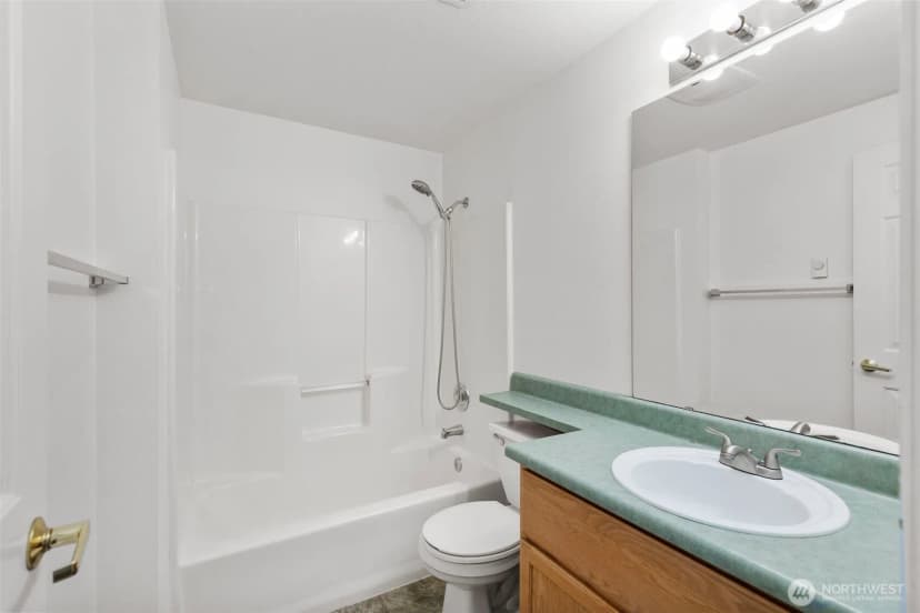 Property photo for 4719 Nw Walgren Drive #106, Silverdale photo 16