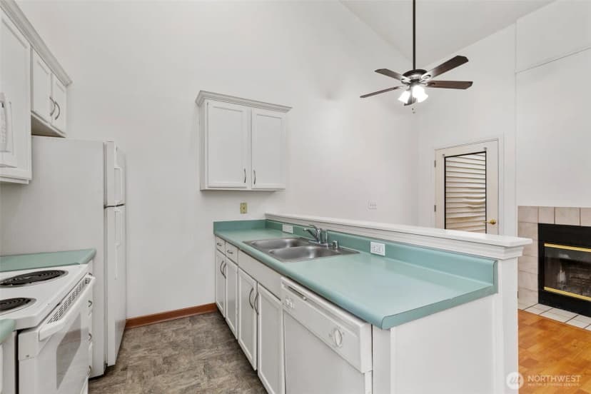 Property photo for 4719 Nw Walgren Drive #106, Silverdale photo 7