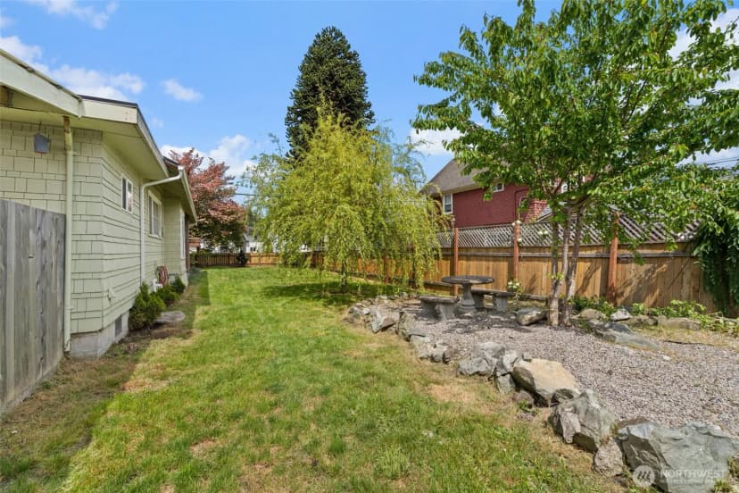 Property photo for 505 W Young Street, Elma photo 26