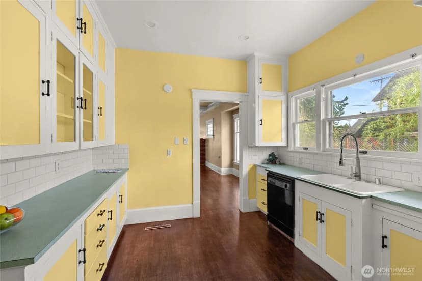 Property photo for 505 W Young Street, Elma photo 11