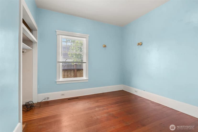 Property photo for 505 W Young Street, Elma photo 17