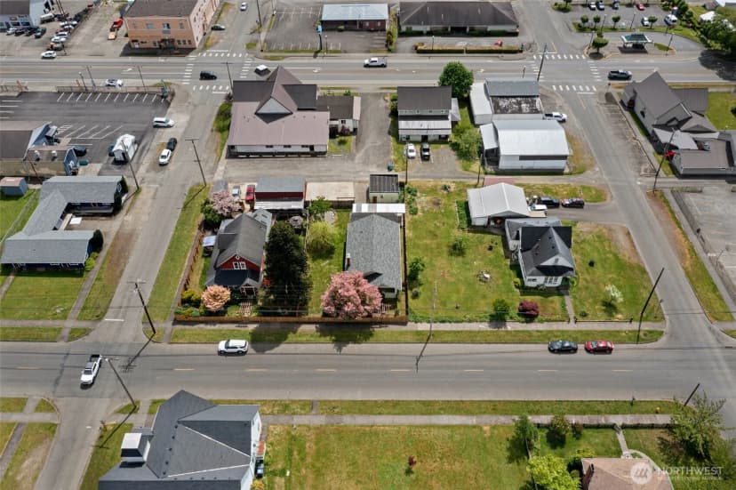 Property photo for 505 W Young Street, Elma photo 29