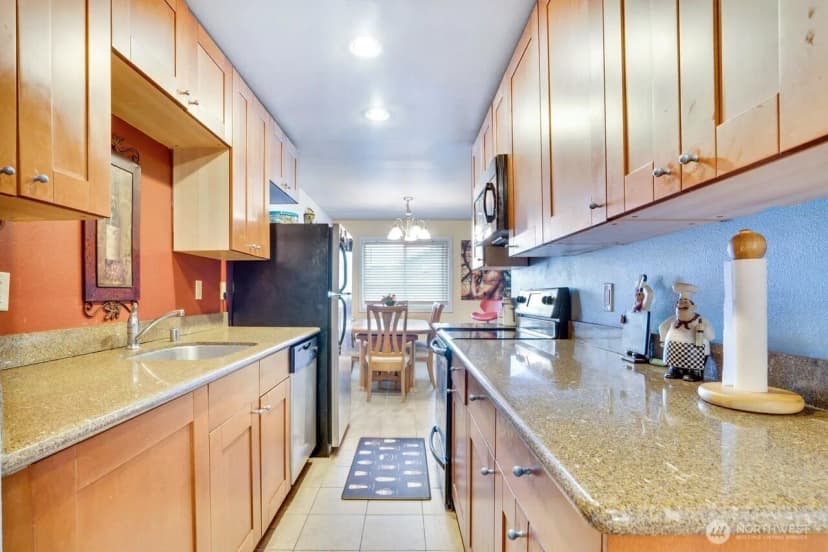 Property photo for 4525 S Henderson Street #302, Seattle photo 9