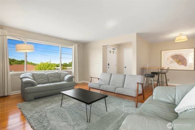 Property photo for 2503 S Edmunds Street, Seattle photo 4