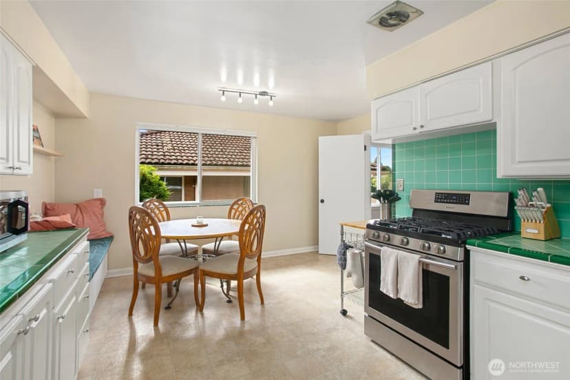 Property photo for 2503 S Edmunds Street, Seattle photo 11