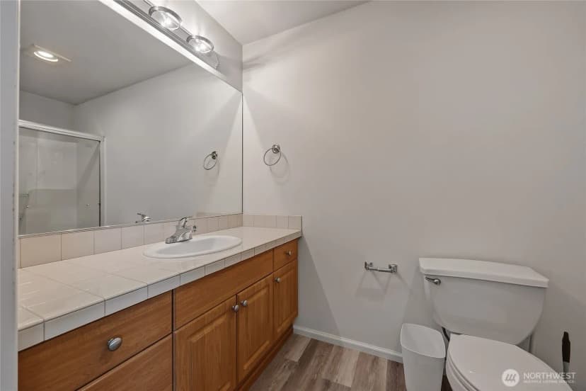 Property photo for 13000 Admiralty Way #j101, Everett photo 22