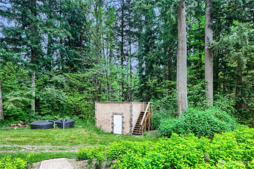 Property photo for 18314 320th Avenue Ne, Duvall photo 38