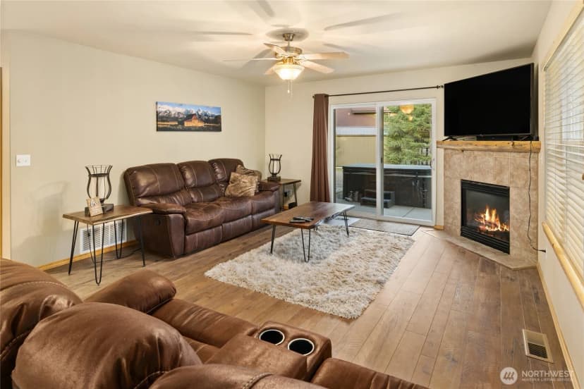 Property photo for 750 Evergreen Valley Loop Road, Ronald photo 10
