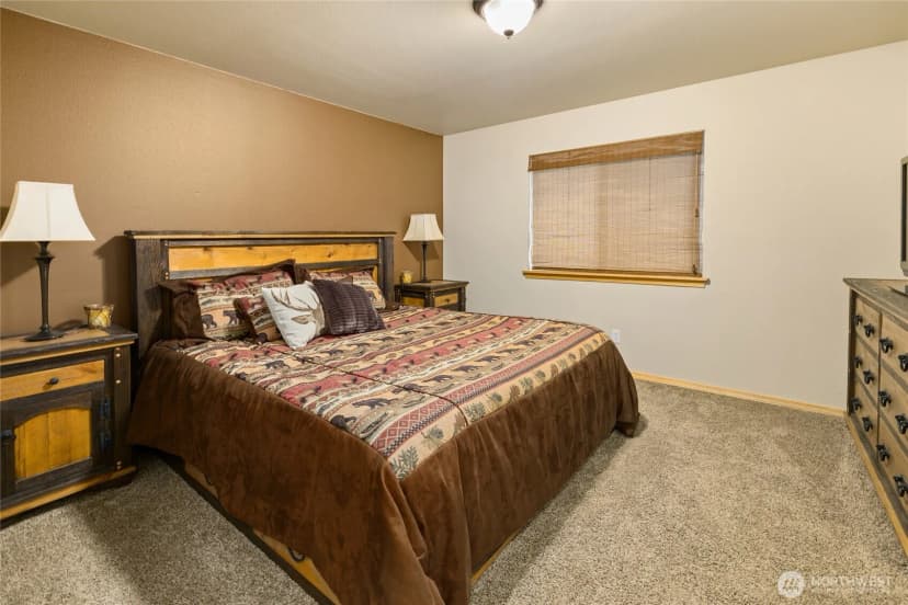 Property photo for 750 Evergreen Valley Loop Road, Ronald photo 26