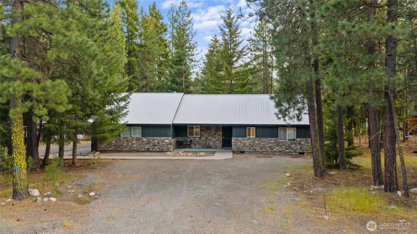 Property photo for 750 Evergreen Valley Loop Road, Ronald photo 32