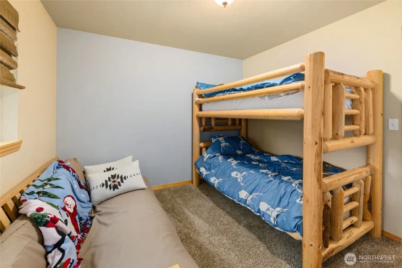 Property photo for 750 Evergreen Valley Loop Road, Ronald photo 24