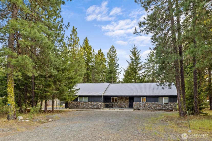 Property photo for 750 Evergreen Valley Loop Road, Ronald photo 34