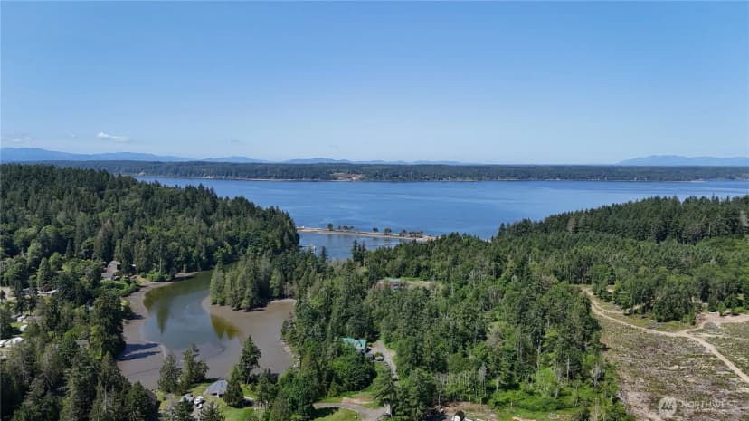 Property photo for 19789 Erickson Road Sw, Longbranch photo 6
