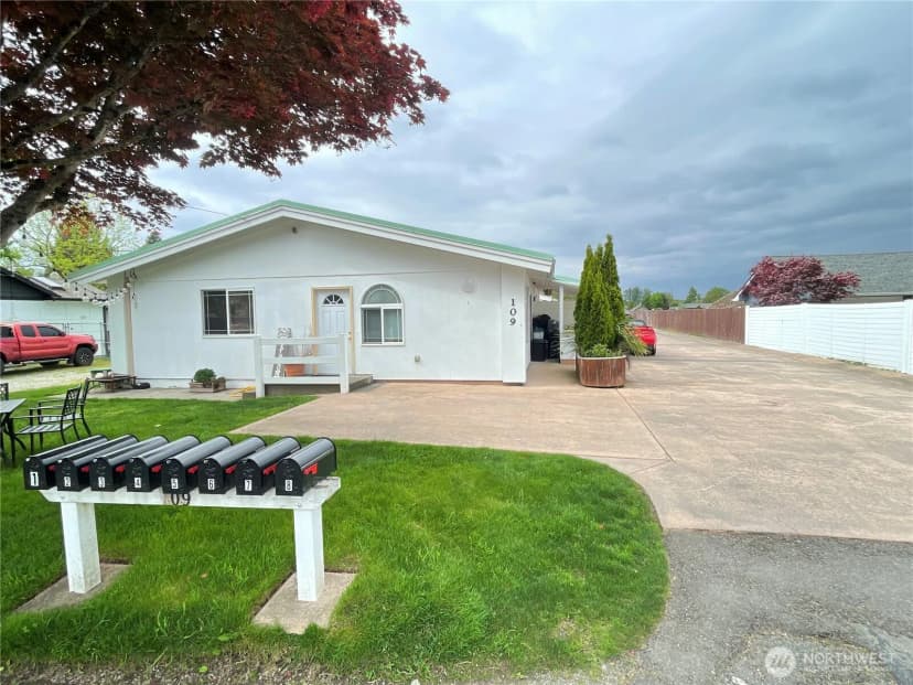 Property photo for 109 4th Avenue Se, Pacific photo 6