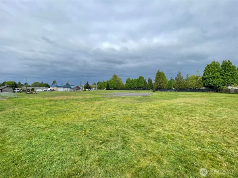 Property photo for 109 4th Avenue Se, Pacific photo 9