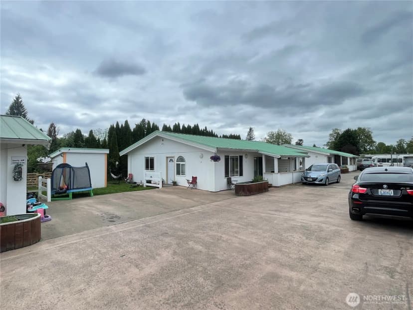 Property photo for 109 4th Avenue Se, Pacific photo 3