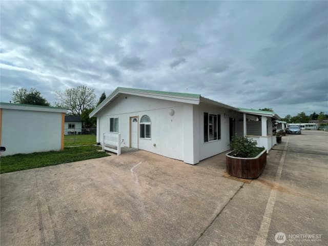 Property photo for 109 4th Avenue Se, Pacific photo 5