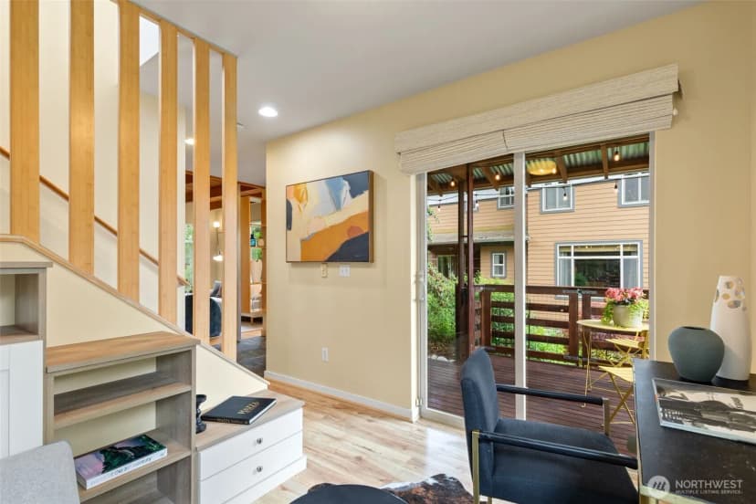 Property photo for 20215 15th Avenue Nw #e, Shoreline photo 21