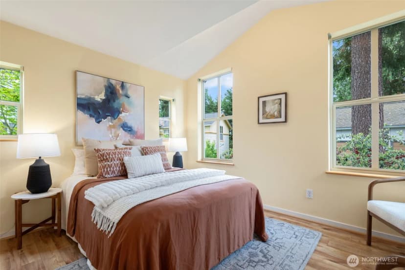 Property photo for 20215 15th Avenue Nw #e, Shoreline photo 22