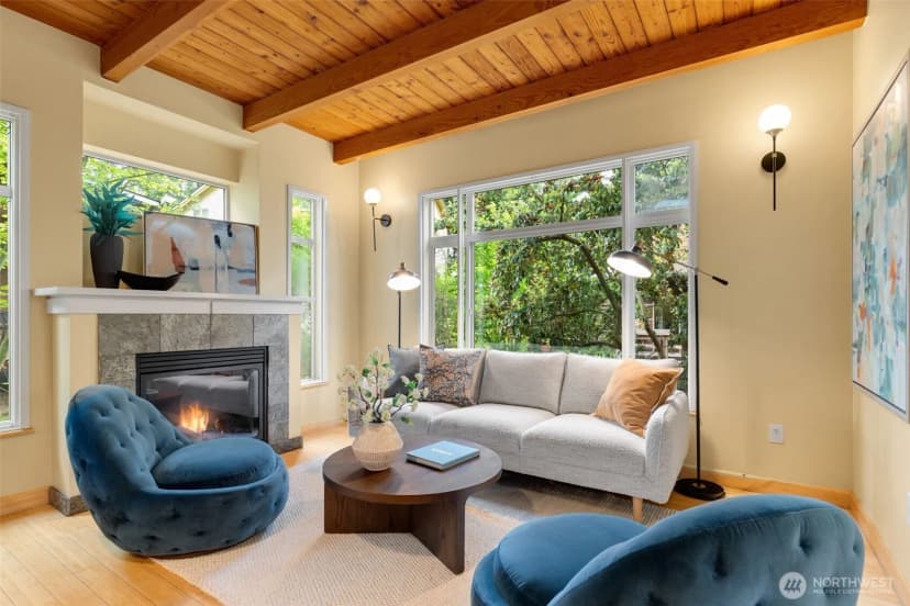 Property photo for 20215 15th Avenue Nw #e, Shoreline photo 9