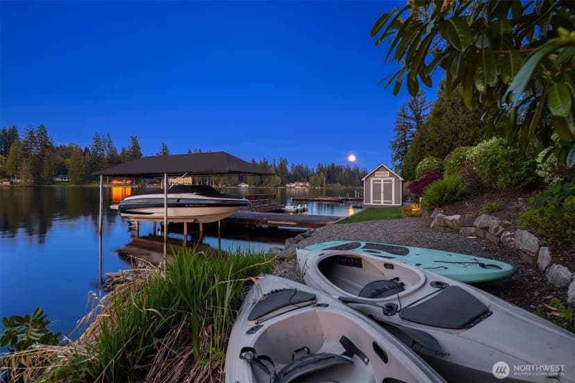 Property photo for 5627 W Flowing Lake Road, Snohomish photo 37