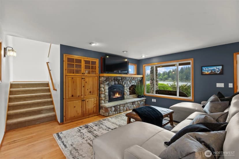 Property photo for 5627 W Flowing Lake Road, Snohomish photo 14