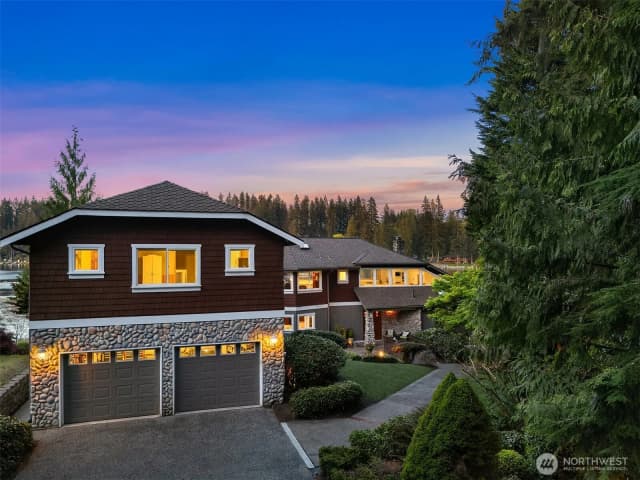 Property photo for 5627 W Flowing Lake Road, Snohomish photo 2