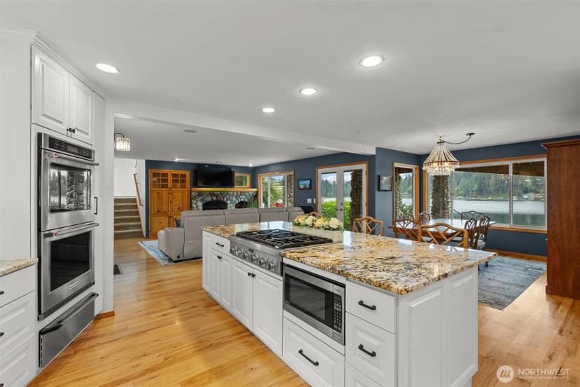 Property photo for 5627 W Flowing Lake Road, Snohomish photo 9