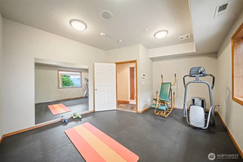 Property photo for 813 Varsity Road, Kalama photo 30
