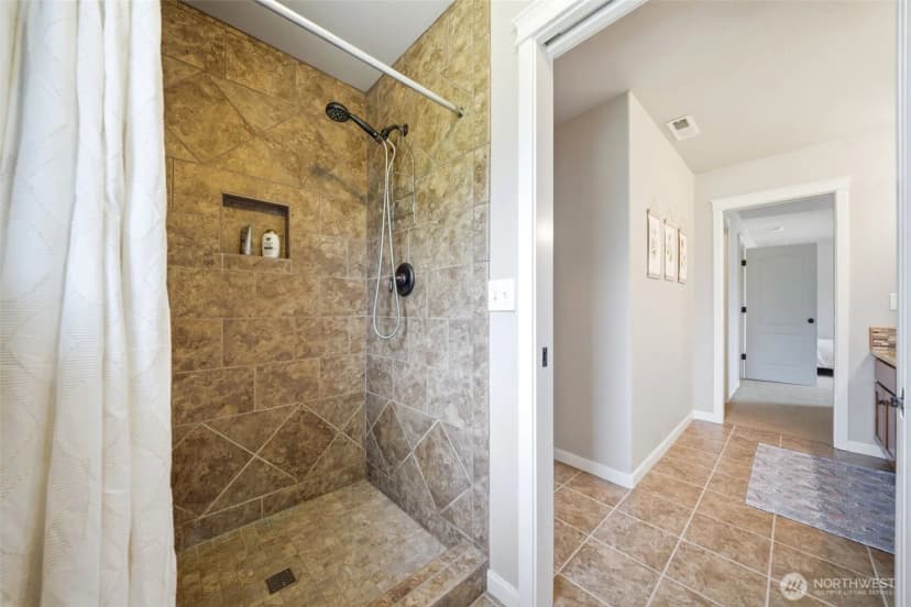Property photo for 123 Blackjack Drive, Kalama photo 29