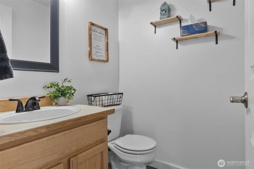 Property photo for 16076 Lakeview Avenue Se, Monroe photo 6