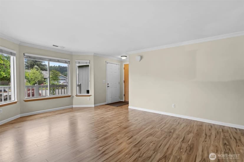 Property photo for 317 Williams Boulevard Nw, Orting photo 9