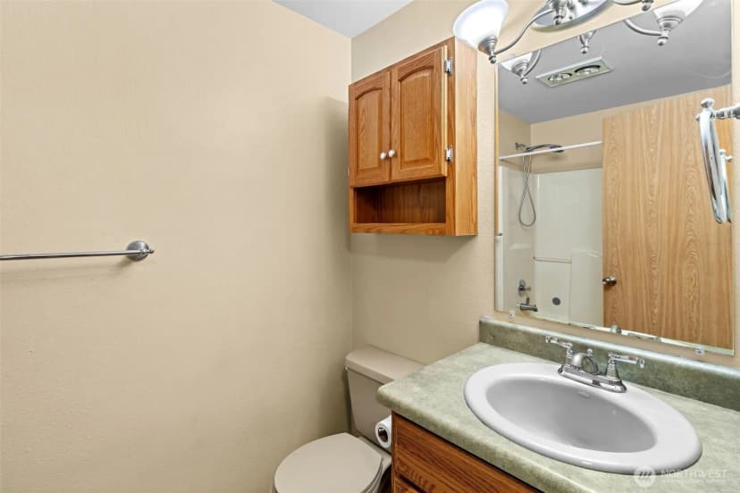 Property photo for 317 Williams Boulevard Nw, Orting photo 16