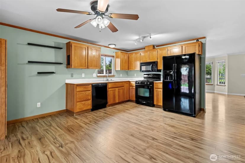 Property photo for 317 Williams Boulevard Nw, Orting photo 13