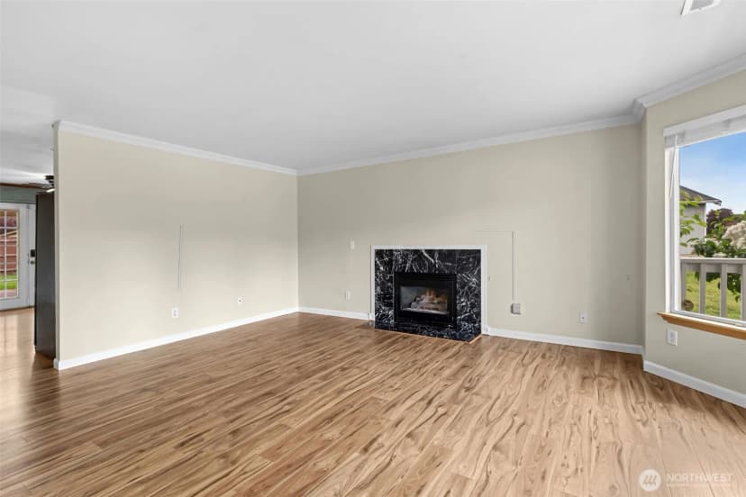 Property photo for 317 Williams Boulevard Nw, Orting photo 8