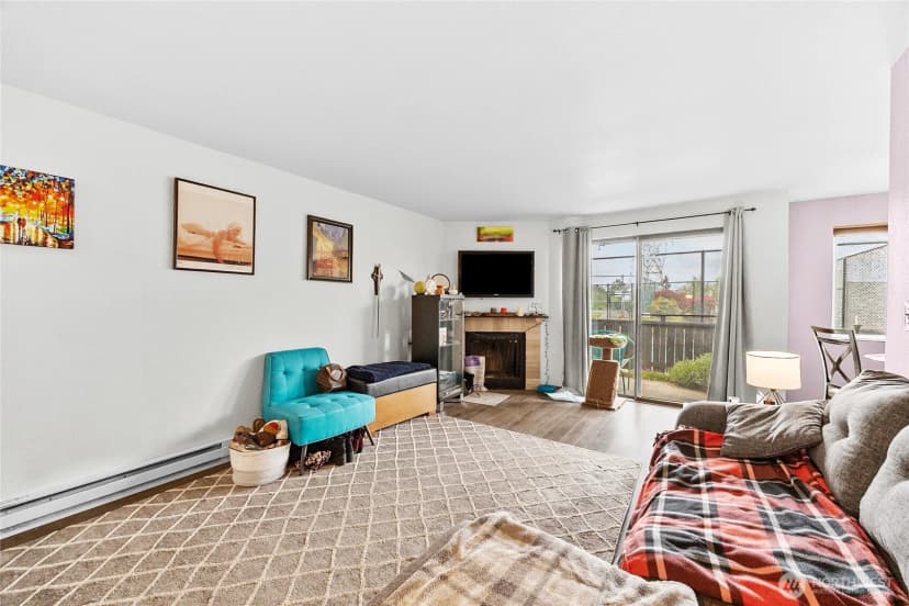 Property photo for 2020 Grant Avenue S #l104, Renton photo 8