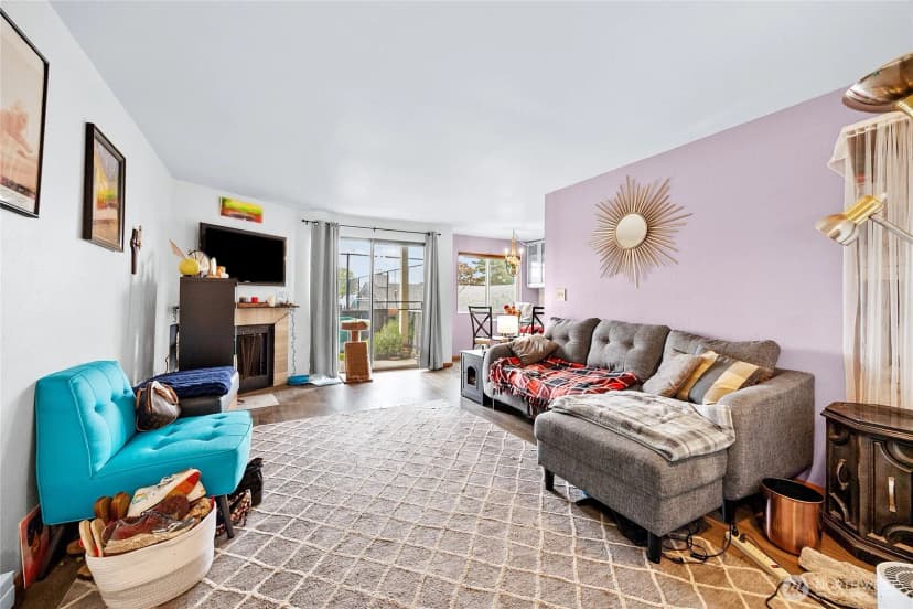 Property photo for 2020 Grant Avenue S #l104, Renton photo 7