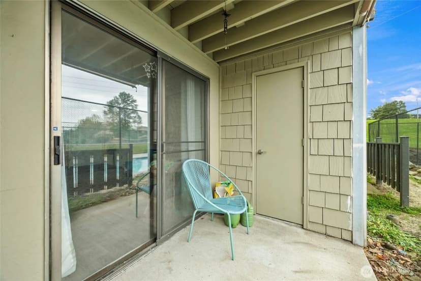 Property photo for 2020 Grant Avenue S #l104, Renton photo 21