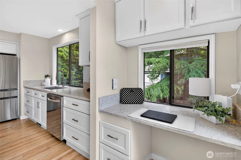 Property photo for 6162 144th Pl Se, Bellevue photo 10