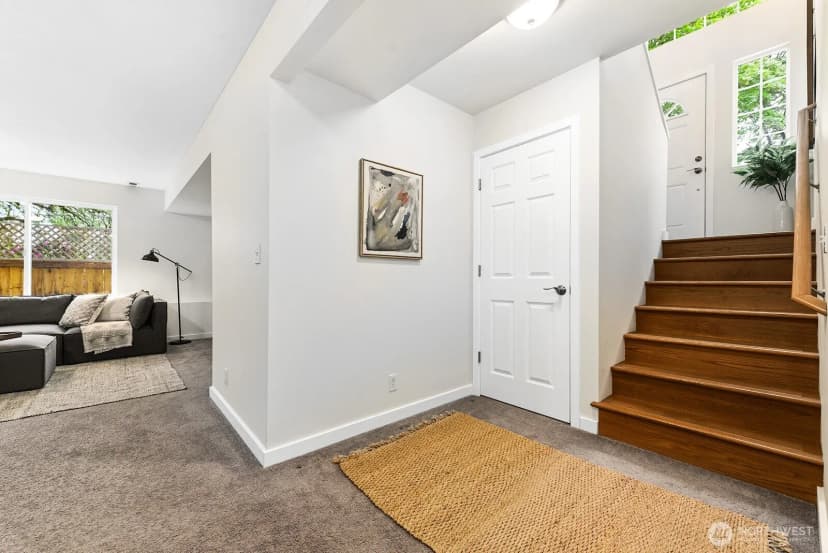 Property photo for 4035 Ne 110th Street, Seattle photo 22