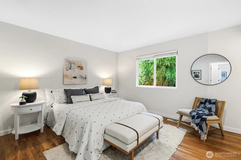 Property photo for 4035 Ne 110th Street, Seattle photo 20