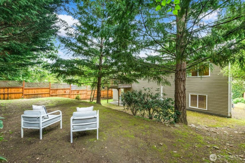Property photo for 4035 Ne 110th Street, Seattle photo 26