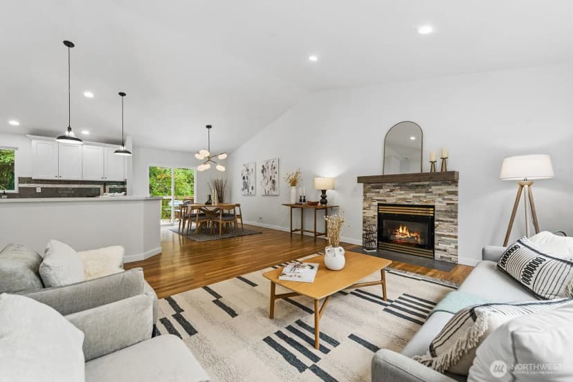 Property photo for 4035 Ne 110th Street, Seattle photo 14