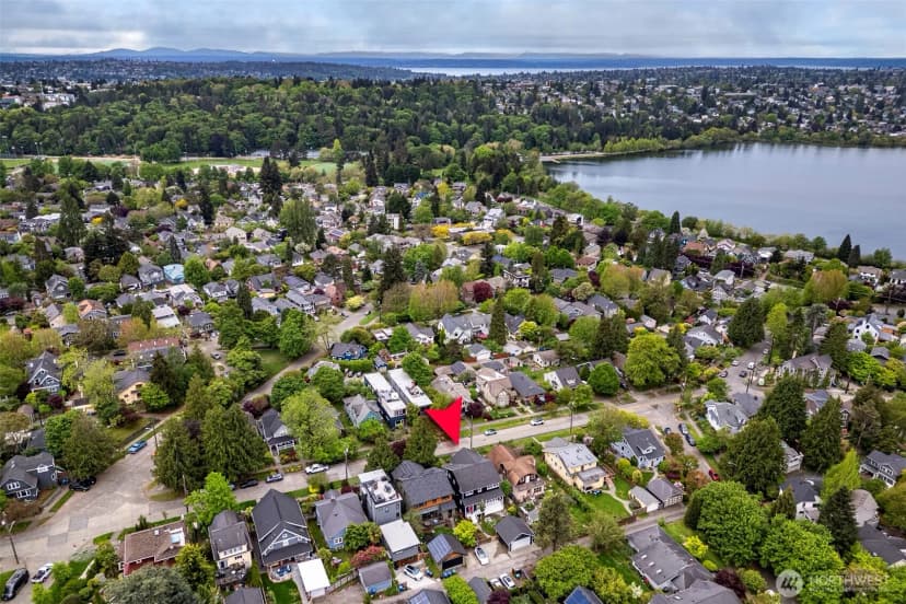 Property photo for 5726 Kirkwood Place N, Seattle photo 35