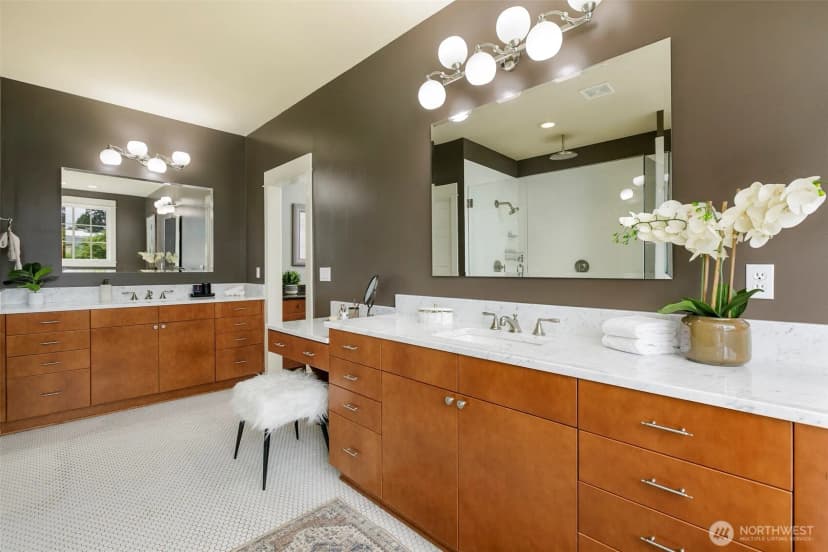 Property photo for 5726 Kirkwood Place N, Seattle photo 18