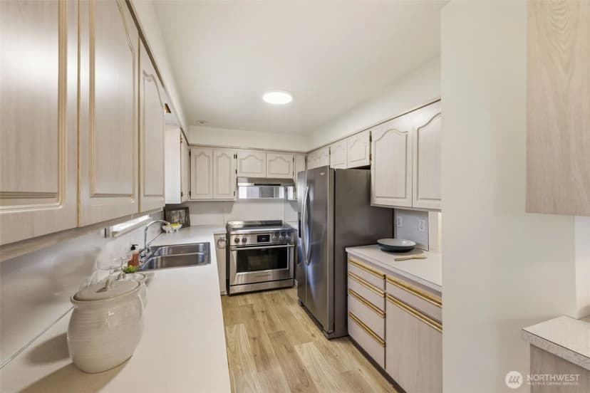 Property photo for 622 Sw Othello Street, Seattle photo 10