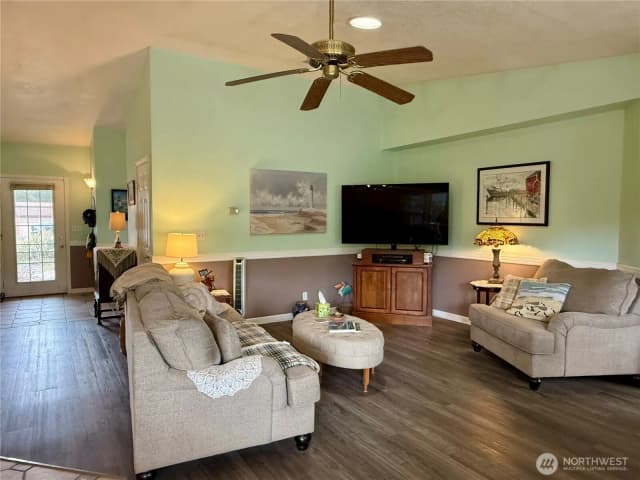 Property photo for 30214 H Street, Ocean Park photo 4