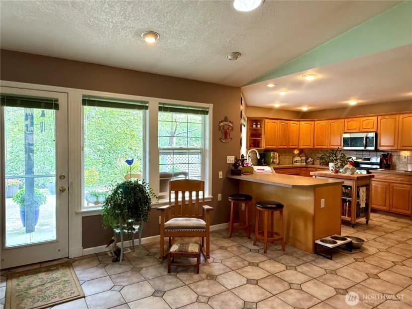 Property photo for 30214 H Street, Ocean Park photo 8