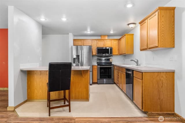 Property photo for 18211 58th Street Ct E, Lake Tapps photo 3