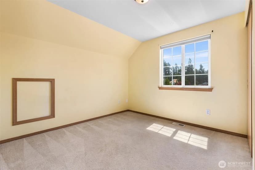 Property photo for 18211 58th Street Ct E, Lake Tapps photo 13